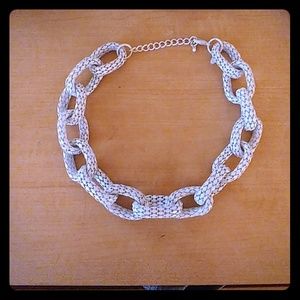 White mesh Chain link necklace